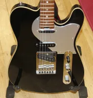 Aria Nashville Telecaster Like Guitar Rosewood Top Silver Scratch Plate Sarum Guitars & Drums Salisbury Wiltshire 03 - Click to enlarge