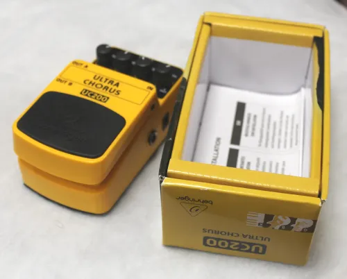 Behringer Ultra Chorus UC200 Electric Guitar FX Pedal 05