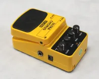 Behringer Ultra Chorus UC200 Electric Guitar FX Pedal 04 - Click to enlarge