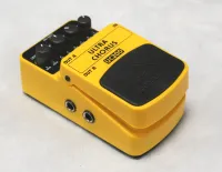 Behringer Ultra Chorus UC200 Electric Guitar FX Pedal 02 - Click to enlarge
