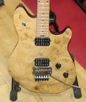 EVH Laurel Burl Eddie Van Halen Electric Guitar In Stock Sarum Guitars & Drums Salisbury Wiltshire SP1  1EL 02 - Klicka för att förstora