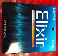 Elixir 10 - 46 Electric Guitar Strings Nanoweb Tech 02