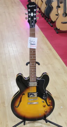 Epiphone DOT Semi Acoustic Guitar Sarum Guitars & Drums Salisbury Wiltshire 04