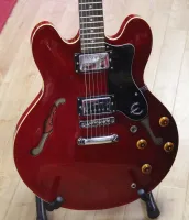 Epiphone DOT Hollow Body Electric Guitar Red Sarum Guitars 03 - Clic para agrandar
