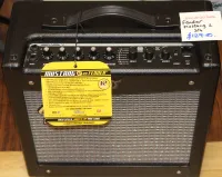 Fender Mustang 1 20W Modelling Amplifier Guitar Amp Sarum Guitars 04 - Clic para agrandar