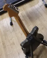 Fender Toronado Electric Guitar MIM Inc Hard Case & Candy 01 - Click to enlarge