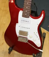 Fret King Corona Electric Guitar Sarum Guitars & Drums Salisbury Wiltshire 02 - Click to enlarge