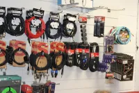 Guitar & Audio Leads, Mic Leads, Connectors, Headphone Adapters Sarum Guitars & Drums Salisbury Wiltshire 02 - Zum Vergrößern anklicken