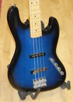 Levinson Sceptre Bass Guitar Electric Bass Guitar Sarum Guitars & Drums Salisbury Wiltshire 02 - Cliquer pour agrandir