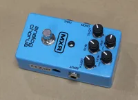 MXR Analog Chorus Guitar FX Pedal Sarum Guitars Salisbury 02 - Klik om te vergroten
