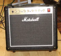 Marshall DSL5 All Valve Combo Inc Foot Switch Guitar Amplifier 02 - Click to enlarge