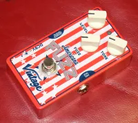 Vintage VFX04 American Fuzz Pedal Electric Guitar FX Pedal Sarum Guitars 03 - Click to enlarge