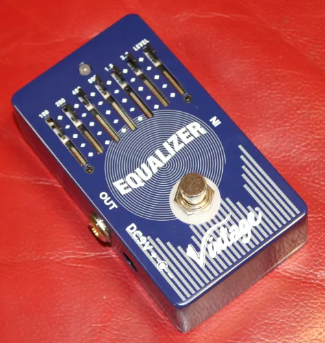 Vintage VFX10 6 Band Equaliser Pedal Electric Guitar FX Pedal Sarum Guitars 03