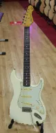 Vintage Stratocaster Style Electric Guitar Thomas Blug Special 05
