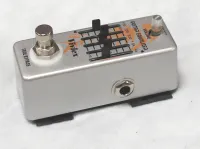 Vivlex Guitar Graphic Equaliser FX Pedal Sarum Guitars 03 - Click to enlarge